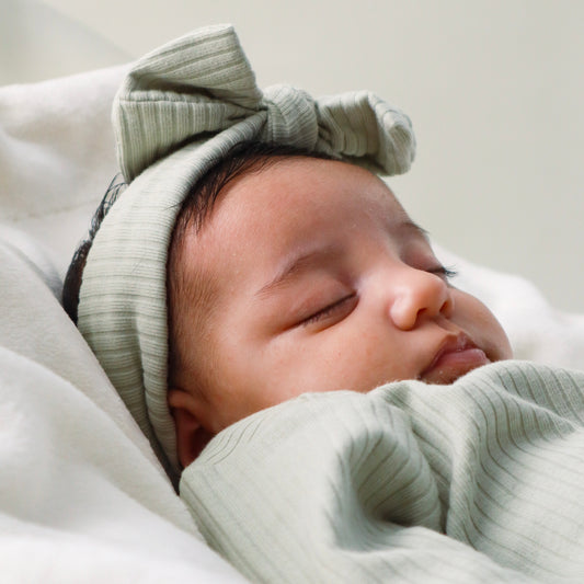 The Orly Bow Headband - Pistachio