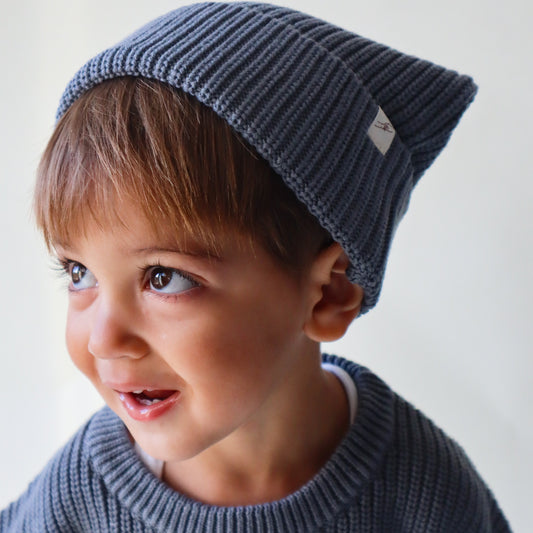 The Sutton Knit Toque - Graphite